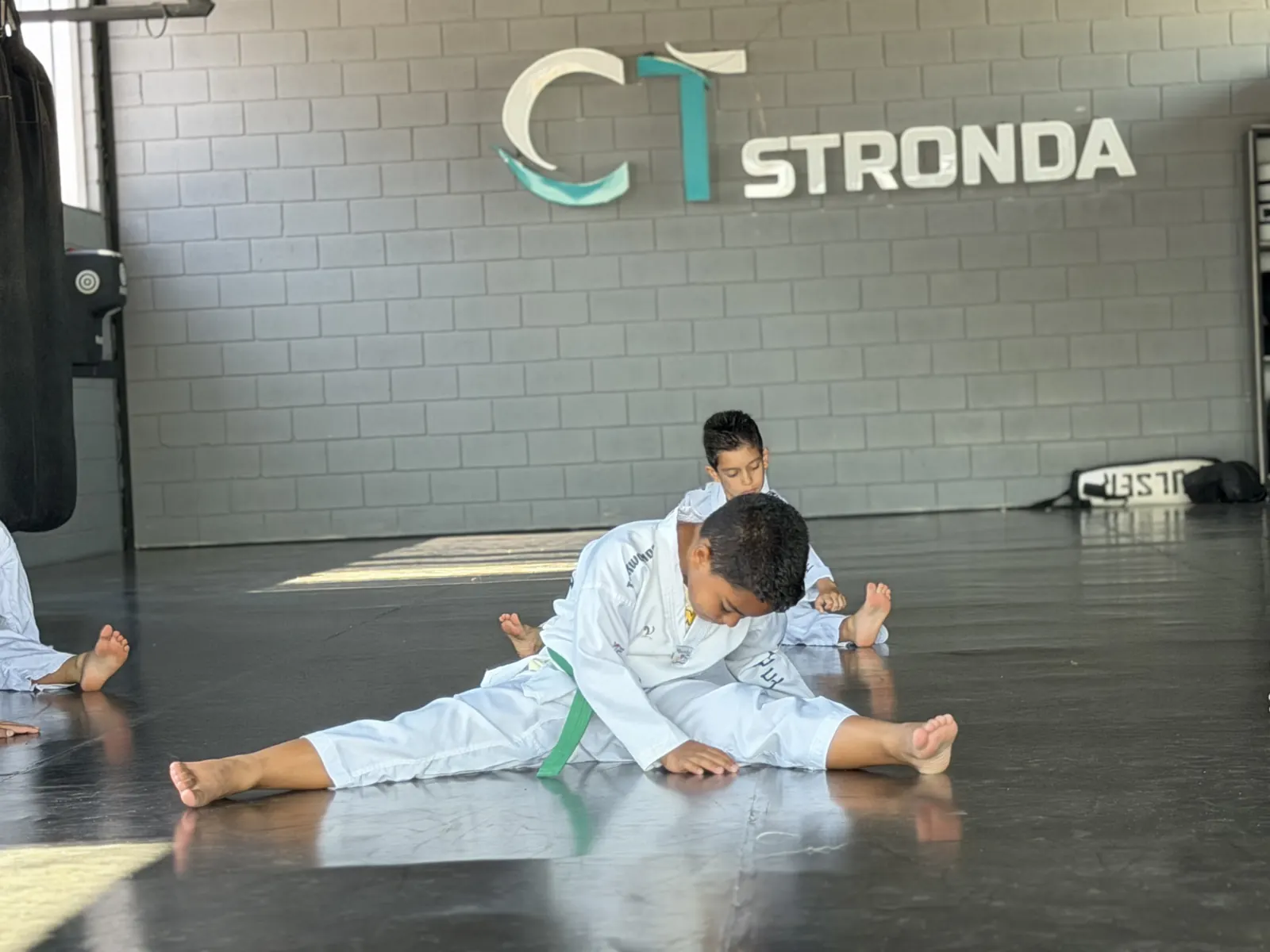 Aula de Taekwondo Kids no CT Stronda