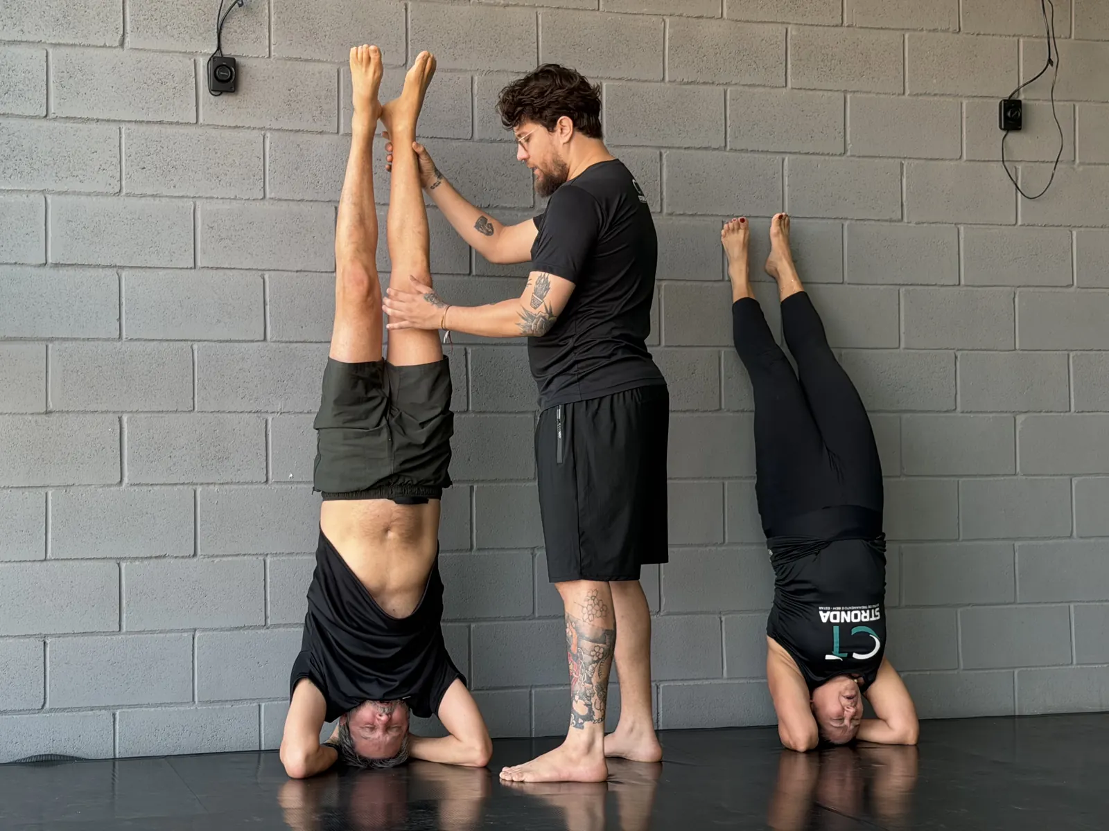Aula de yoga no CT Stronda